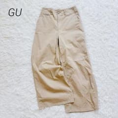 GU Chino Wide Pants for Women, Stylish, Cotton Blend, Beige, Size M, Excellent Condition