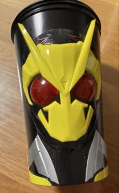 仮面ライダーゼロワン　ドリンクホルダー　映画のサムネイル