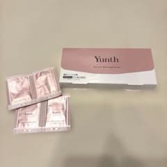 Yunth 美容液28包×生VCホワイト乳液、美白クリーム各2袋のサムネイル
