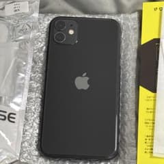 iPhone 11 64GB SIMフリー バッテリー100% & アクセサリー - メルカリ