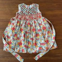 スペイン製　GOCCO 花柄ワンピース　オレンジ　赤　110 女の子　子供服のサムネイル