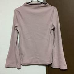 ベルスリーブトップスのサムネイル