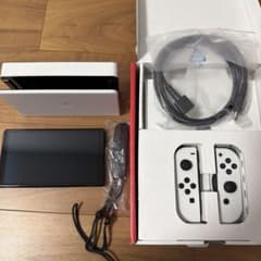 Nintendo Switch 有機ELモデル 本体（ホワイト）のサムネイル