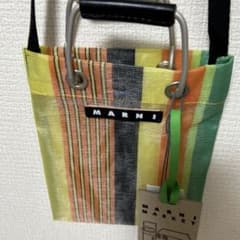 新品マルニ FLOWER CAFE アルミハンドル ミニトートバッグ【お値下げ】のサムネイル