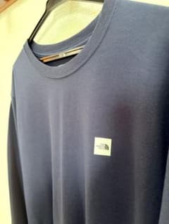 【美品】THE NORTH FACE 長袖Tシャツ ネイビー XXLのサムネイル