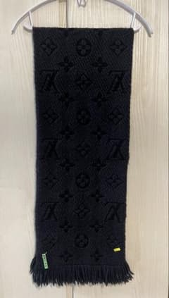 Vuitton モノグラム ロゴマニアウール マフラーのサムネイル