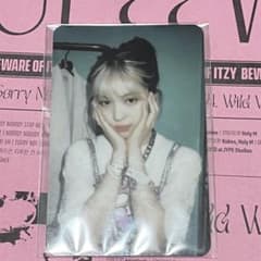 itzy リュジン loco special edition トレカ - メルカリ