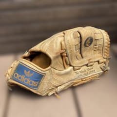 adidas アディダス ヴィンテージ 野球 グローブ YN8020 右利き - メルカリ