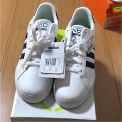 アディダスNEO スニーカーのサムネイル