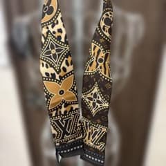 LOUIS VUITTON バンドー スカーフ レオパードのサムネイル