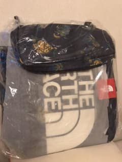 ♡ノースフェイス♡バックパック♡新品♡未開封♡のサムネイル