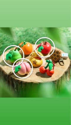 どうぶつの森 フルーツキーホルダーコレクション モモ、リンゴ、洋梨のサムネイル