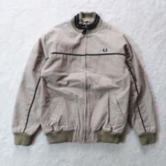 90s FRED PERRY キャップショルダー 中綿ジャケット M - メルカリ