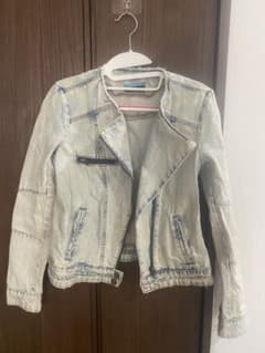 ZARA デニムジャケットのサムネイル