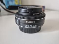 Canon EF-S 24mm F2.8 STM 単焦点レンズのサムネイル