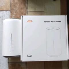 au Speed Wi-Fi HOME ホワイト L02 HWS33SWAのサムネイル