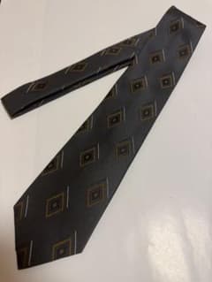 新品未使用品 帰ってきたあぶない刑事 ネクタイ 舘さん 同柄生地モデル 激レア 新品未使用品 帰ってきたあぶない刑事 ネクタイ 舘さん 同柄生地モデル