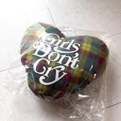 新品 Girls Don't Cry 伊勢丹限定 ハートクッション verdy - メルカリ