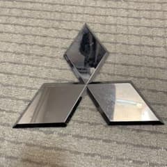 三菱　エンブレムのサムネイル