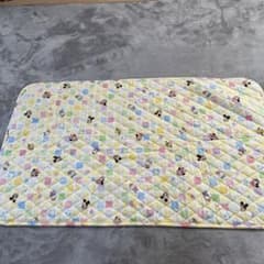 ディズニー　おねしょシーツ　未使用　美品のサムネイル