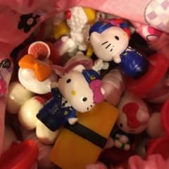 チョコエッグ　キティのサムネイル
