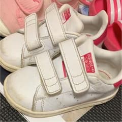 adidas アディダス スニーカーのサムネイル