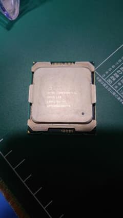 太秦　悠希様専用ページXeon E5 2628L V4 ESのサムネイル