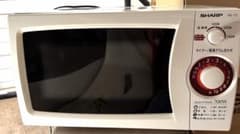 SHARP 電子レンジ RE-T3-W6 - メルカリ