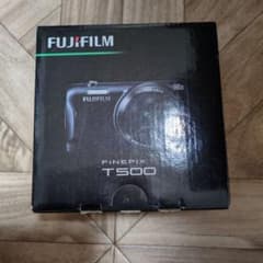 中古品☆箱付きFUJIFILM FINEPIX T500 本体＋充電器 - メルカリ