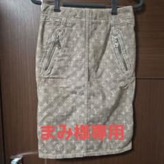 ルイ・ヴィトン　タイト　スカート　デニム　膝丈　LOUIS VUITTONのサムネイル