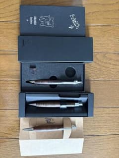 クラフトA、こぶた工房、木軸のボールペン クラフトA、こぶた工房、木軸のボールペン - メルカリ