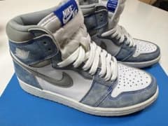 NIKE AIR JORDAN 1 HIGH OG Hyper Royalのサムネイル