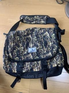 りょうしたいむ様専用リアルウィード柄　メッセンジャーバッグのサムネイル
