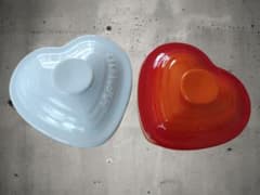 LE CREUSET ハート型 ココット 2個セットのサムネイル