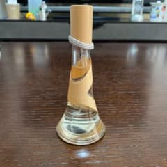 リアーナ Rihanna ヌード EDP SP 30mlのサムネイル