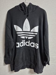 人気色黒adidas 　ビッグトレフォイルロゴ　プルオーバーパーカー2XLサイズのサムネイル