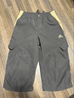 adidas カーゴパンツ 7分丈 Mサイズのサムネイル