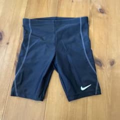 NIKE 水着120cmのサムネイル