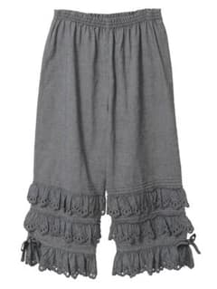 ピンクハウス スカラップダンガリー 黒パンツ - メルカリ