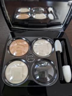 CHANEL LES 4 OMBRES アイシャドウ パレット 限定版のサムネイル