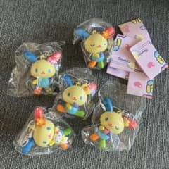 韓国限定　サンリオ ウサハナ キーホルダー 5個セットのサムネイル