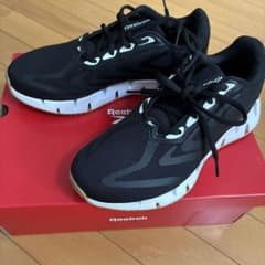 Reebok スニーカー ブラック