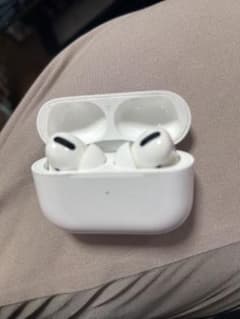 Apple AirPods Pro 本体のサムネイル