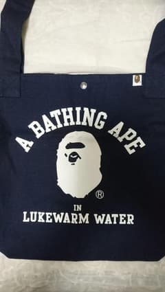 ape  エイプ トート バッグのサムネイル