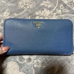 プラダ　長財布　ブルーのサムネイル