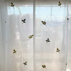 ❤️リーフ刺繍のレースカーテン2枚のサムネイル