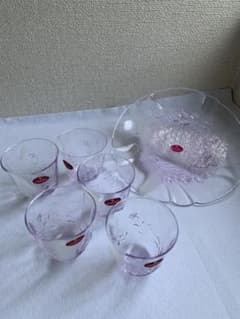 【未使用】マリコ ロンドン 薔薇レリーフ 大皿プレート＆フリーグラス5個セットのサムネイル