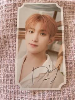 Seventeen Cafe DK サインカード ドギョム - メルカリ