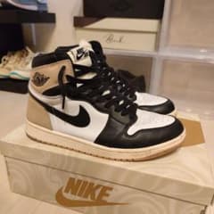 NIKE AIR JORDAN 1 ハイカットスニーカーのサムネイル