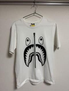 A BATHING APE シャーク Tシャツ ホワイトのサムネイル